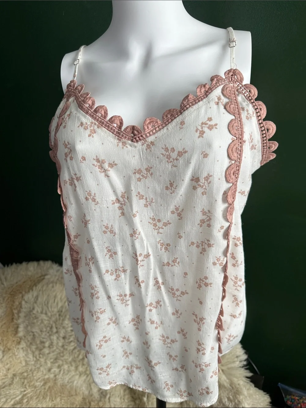 mine Floral Lace-Trim Cami Tank - White with Dusty Rose - Picture 1 of 1
